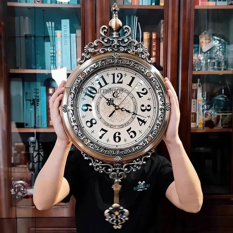 Luxury Watch Europe - Sanatsal Duvar Saatleri Lüks Dijital Vintage