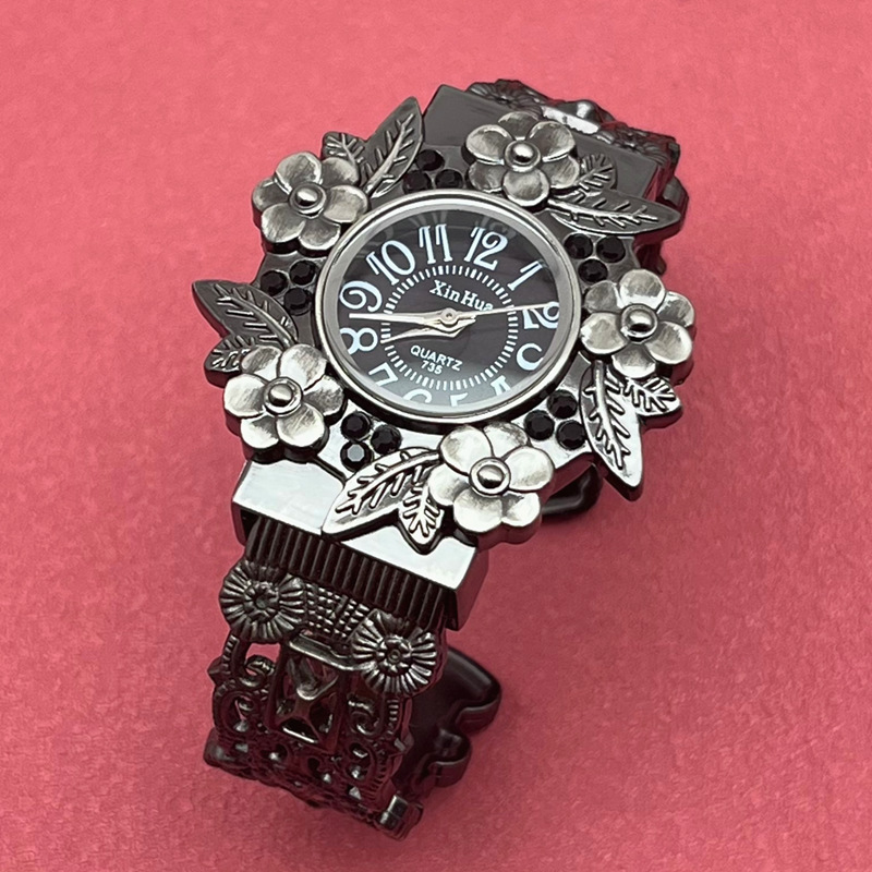 Siyah Vintage Kadın Izle Bilez - Luxury Watch All Black incelemesi ve fiyatı