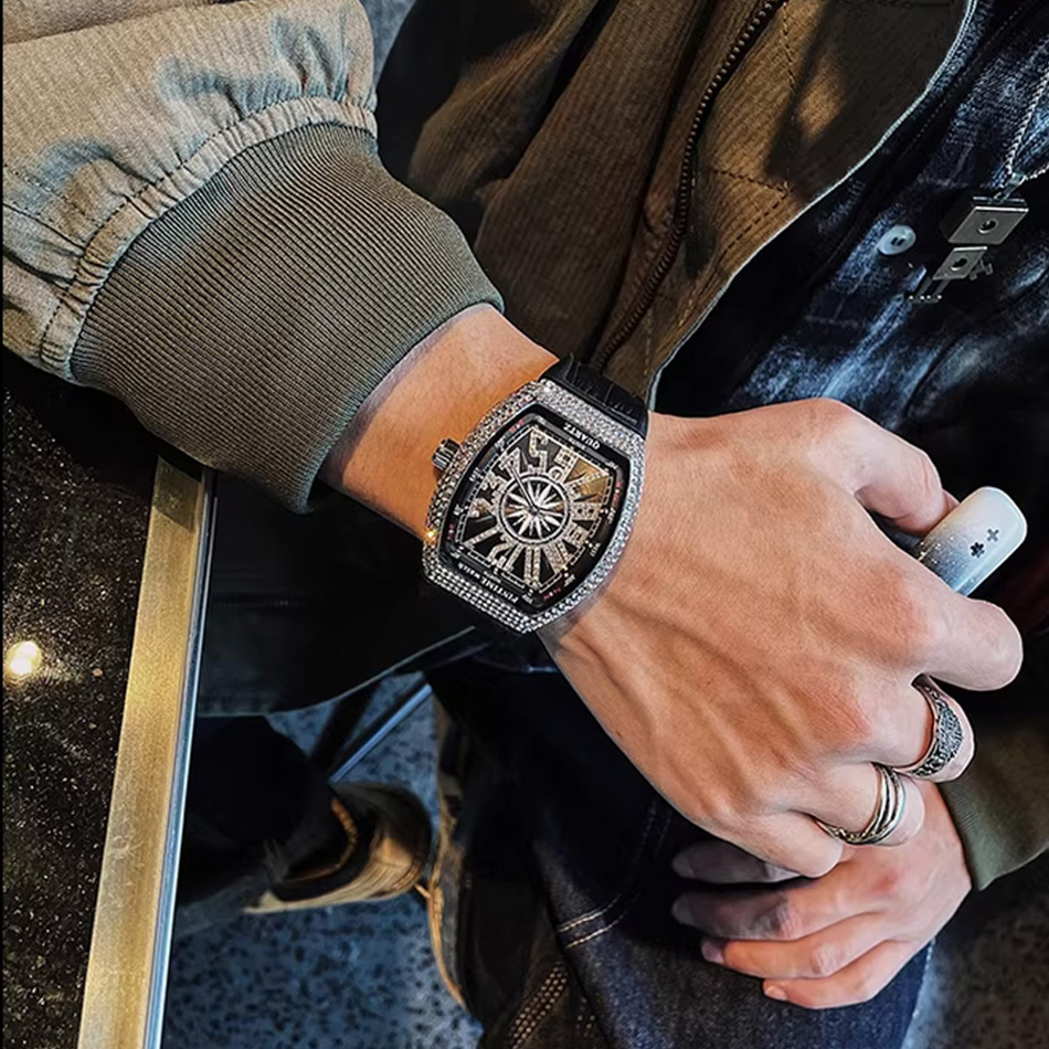 Premium Marka Lüks Elmas Saat  - Luxury Watch All Black incelemesi ve fiyatı