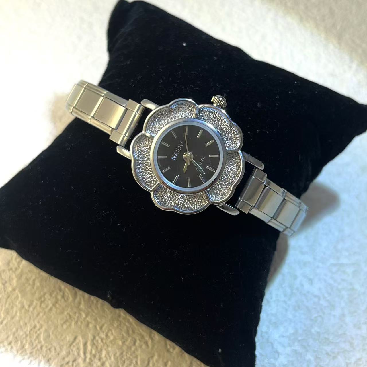 Kadın Kuvars Saatler Zirkonya  - Luxury Watch Gift For Her incelemesi ve fiyatı